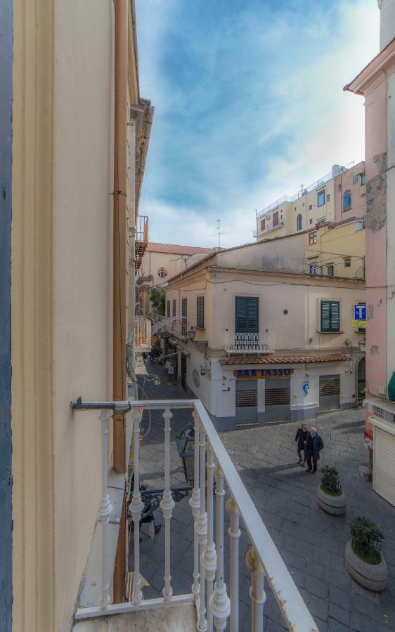 Suites Sorrento Elegance Eksteriør billede